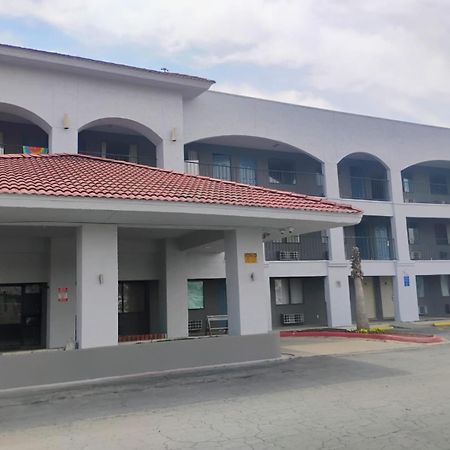 Hallmark Inn And Suites 샌안토니오 외부 사진