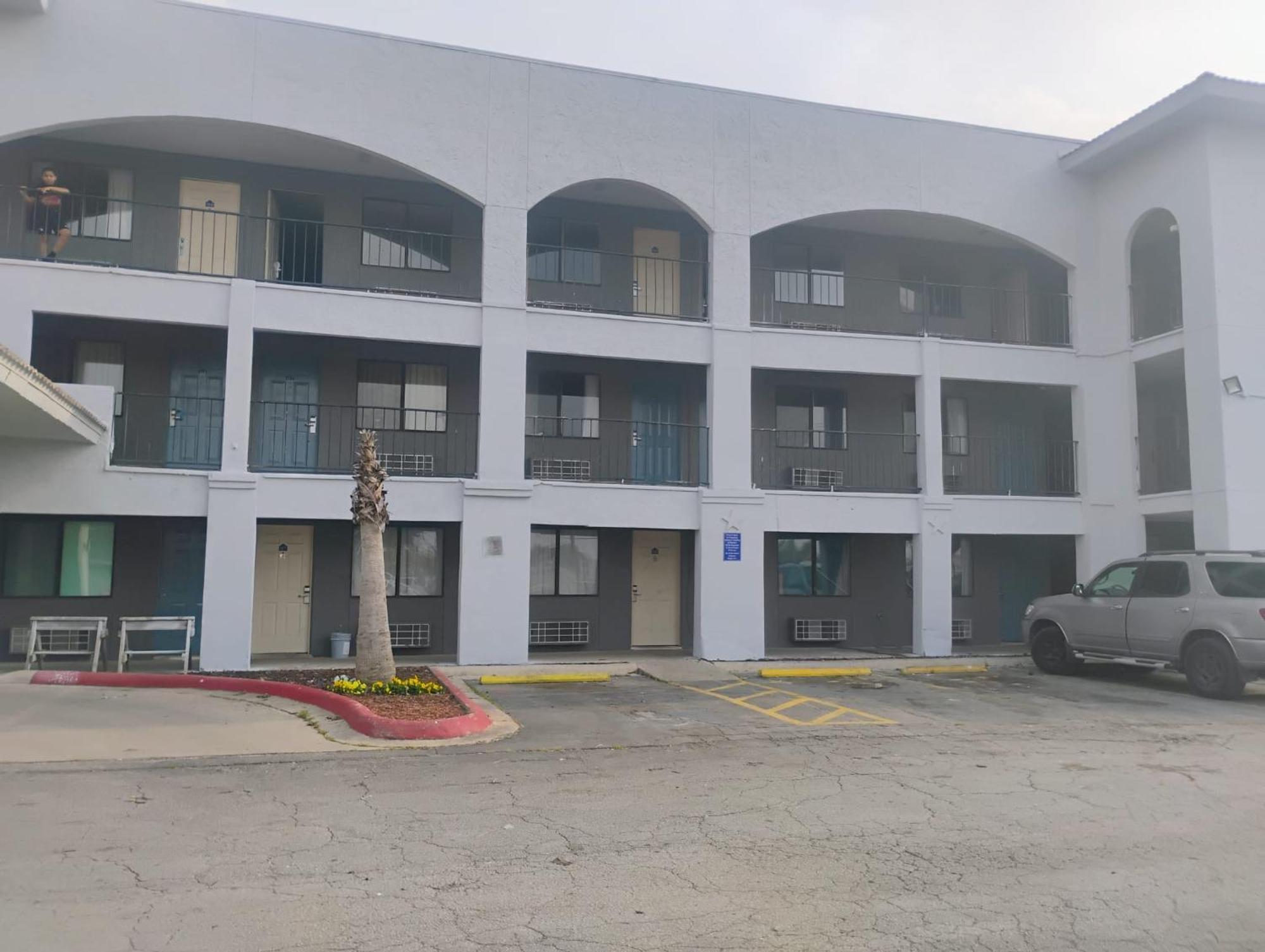 Hallmark Inn And Suites 샌안토니오 외부 사진